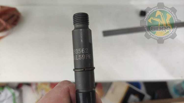 Форсунка SA6D102E-1